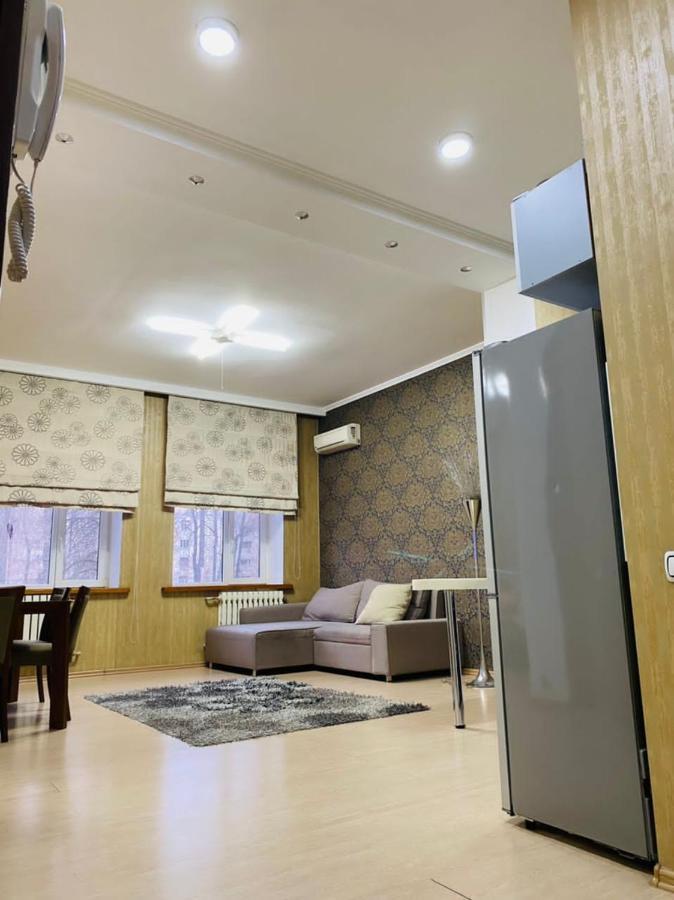Бульвар Эркиндик74 Bishkek Esterno foto